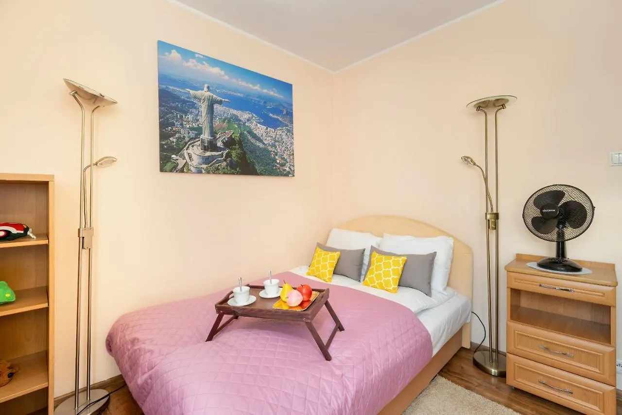 Comfortable Wojskowa Apartment By Noclegi Renters Poznaň